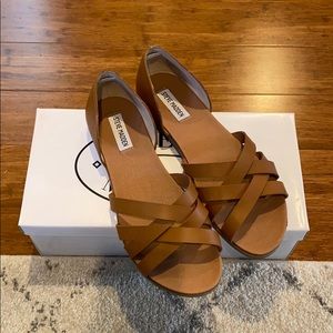 Steve Madden Kiera Sandal in Cognac